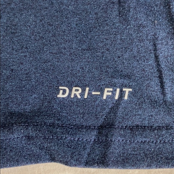 US Navy Nike dry fit tshirt Medium - Picture 3 of 3